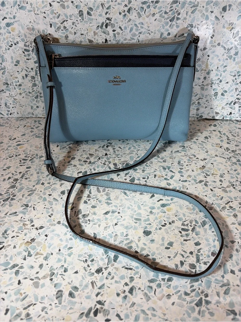 Coach East West Crossbody Bag Blue Leather Zip Pouch Set - Picture 2 of 7